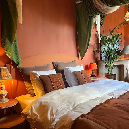 Nights By Morpheus Bed and Breakfast Αμβέρσα
